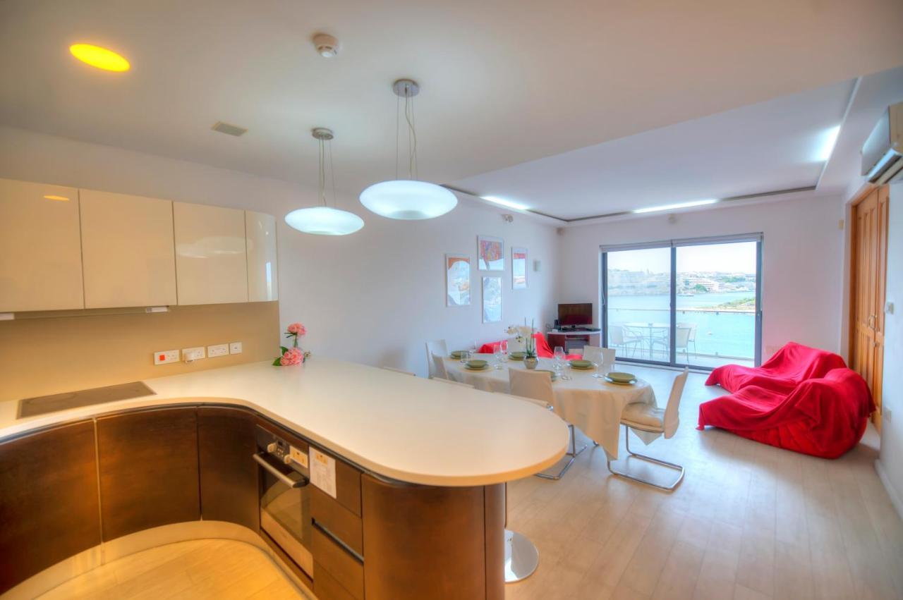 Bright And Spacious 3 Bedroom Apartment With Breathtaking Views - Goslm-5 Sliema Exteriér fotografie
