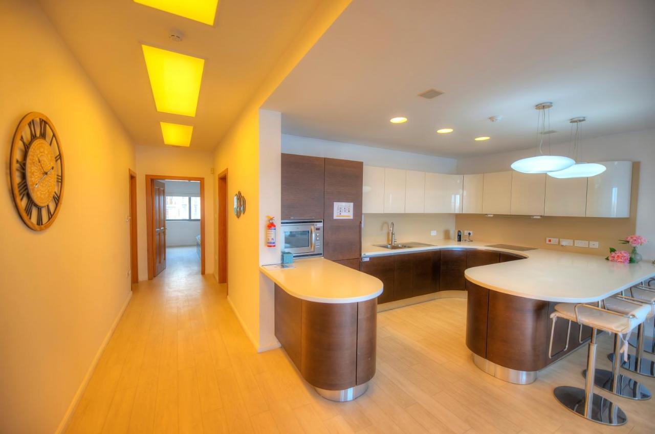 Bright And Spacious 3 Bedroom Apartment With Breathtaking Views - Goslm-5 Sliema Exteriér fotografie