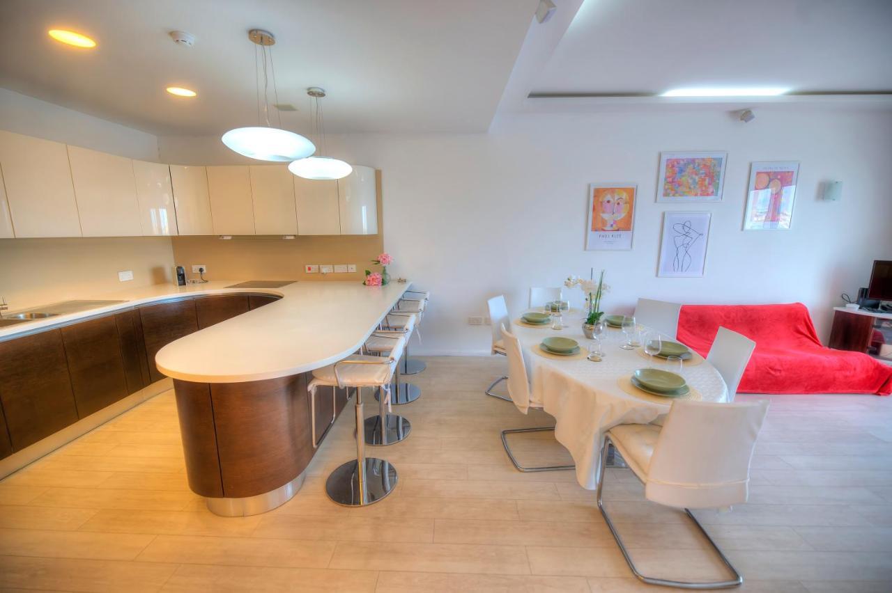 Bright And Spacious 3 Bedroom Apartment With Breathtaking Views - Goslm-5 Sliema Exteriér fotografie