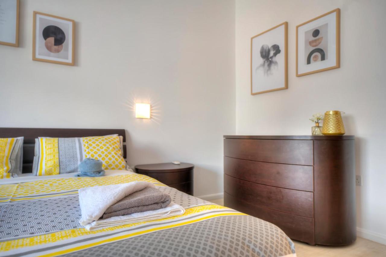 Bright And Spacious 3 Bedroom Apartment With Breathtaking Views - Goslm-5 Sliema Exteriér fotografie