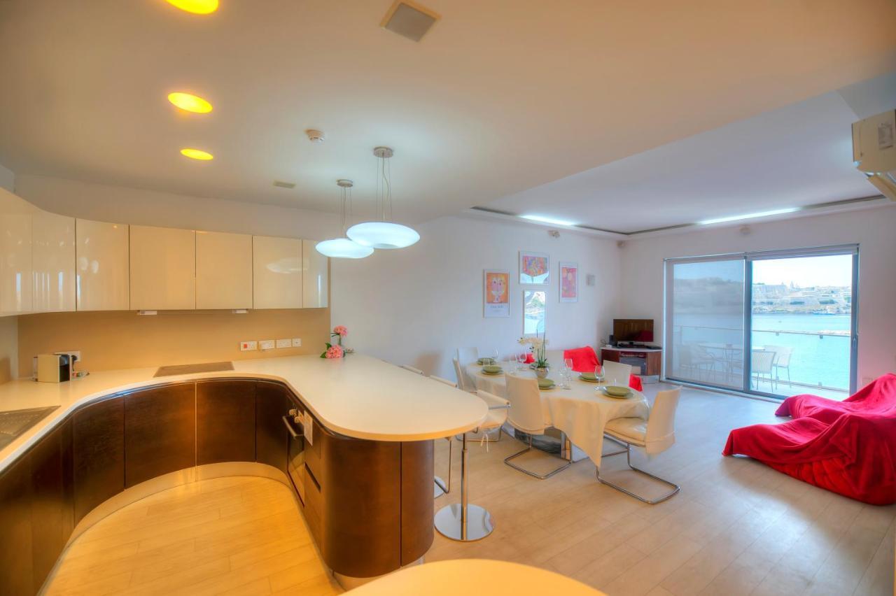Bright And Spacious 3 Bedroom Apartment With Breathtaking Views - Goslm-5 Sliema Exteriér fotografie