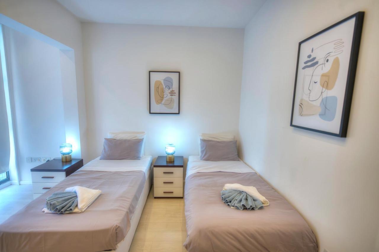 Bright And Spacious 3 Bedroom Apartment With Breathtaking Views - Goslm-5 Sliema Exteriér fotografie