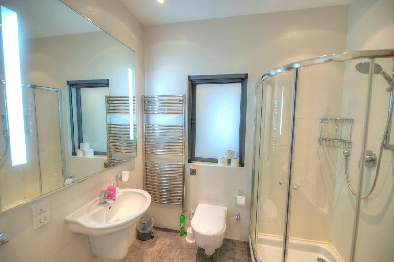 Bright And Spacious 3 Bedroom Apartment With Breathtaking Views - Goslm-5 Sliema Exteriér fotografie